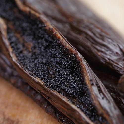 Exotic Vanilla Madagascar Vanilla Beans,100g | Gourmet Grade | 16–21 cm Length | Naturally Plump, Oily & Aromatic | For Baking, Desserts & Vanilla Extract Brand: Exotic Vanilla